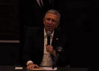 Gençlerle bir araya gelen Mansur Yavaş’dan dikkat çeken açıklamalar