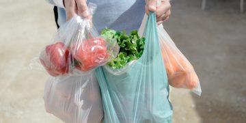 Marketçilerden plastik poşete zam talebi! Plastik poşet ücreti ne olacak?