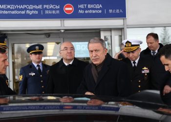 11 yılın ardından Şam ile ilk temas: Bakan Akar, Suriyeli mevkidaşıyla Rusya’da görüştü