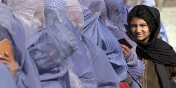 Taliban, STK’lerde kadınların çalışmasını yasakladı
