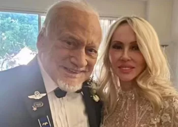 Ay’a ayak basan ikinci kişi olan Buzz Aldrin, 93 yaşında evlendi
