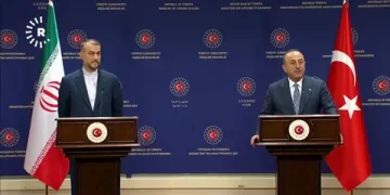 Bakan Çavuşoğlu’ndan İsveç’e tepki: Bu nefret ve ırkçılık içeren bir eylemdir.