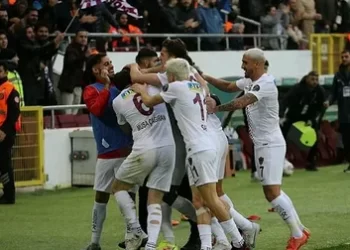 Hatayspor sahasında Trabzonspor’u 2-1 yendi