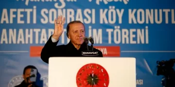Cumhurbaşkanı Erdoğan’dan Manavgat’ta konuştu: ‘Afet köy konutlarını yüzde 66 indirimle 2 yılı ödemesiz 18 yıl vadeyle vereceğiz’