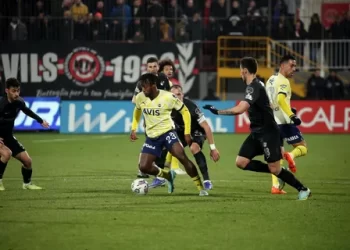 Fenerbahçe Ümraniye’de 3 puanı aldı