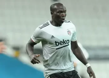 Vincent Aboubakar, Beşiktaş için İstanbul’a geliyor