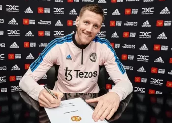 Beşiktaş’tan ayrılan Wout Weghorst, Manchester United’la sözleşme imzaladı