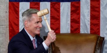 ABD’de Temsilciler Meclisi Başkanı seçildi