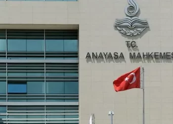 AYM’den HDP’nin Hazine yardım hesabına geçici bloke