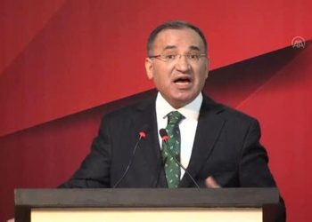 Bakan Bozdağ’dan İsveç’te Kur’an yakılmasına tepki