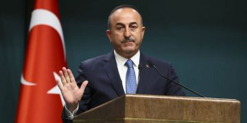 Bakan Çavuşoğlu, BAE’li mevkidaşı ile görüşme gerçekleştirdi