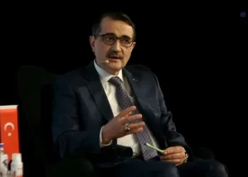 Bakan Dönmez: "Birçok vatandaşımız Karadeniz gazında çalışmak için ülkesine döndü'' Bakan Dönmez: “Birçok vatandaşımız Karadeniz gazında çalışmak için ülkesine döndü”