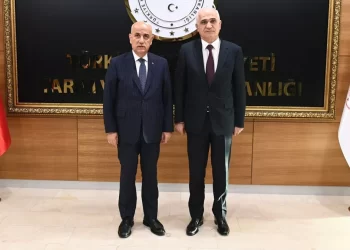Tarım ve Orman Bakanı Vahit Kirişci, Azerbaycan Başbakan Yardımcısı ile bir araya geldi