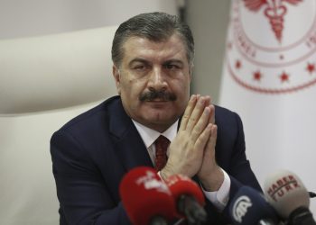 Bakan Koca: Randevu sorununu birlikte çözebiliriz