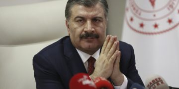 Bakan Koca: Randevu sorununu birlikte çözebiliriz