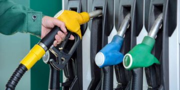 Benzine zam geldi! Motorine zam yolda