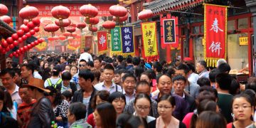 Çin’in nüfusu 1961’den beri ilk kez düştü