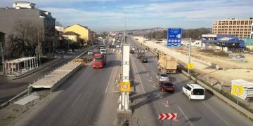 D-100 İstanbul yönü Ankara istikametine aktarıldı