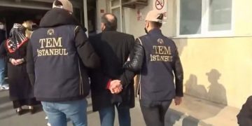 FETÖ firarisi eski yüzbaşı İstanbul’da yakalandı