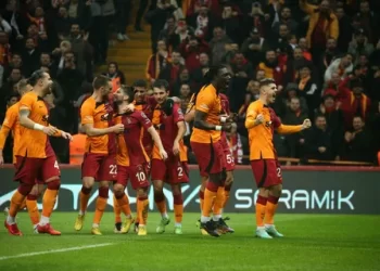 Galatasaray Yeniden Zirvede