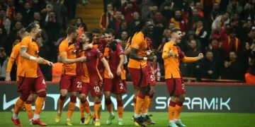 Galatasaray Yeniden Zirvede