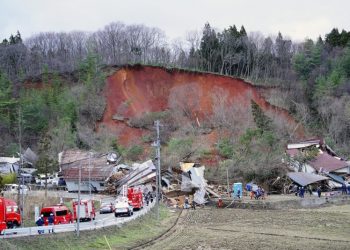 Japonya’da heyelan! 2 kişi hayatını kaybetti