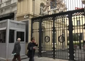 Hollanda Başkonsolosluğu geçici olarak ziyarete kapatıldı