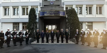 Milli Savunma Bakanı Hulusi Akar’dan Donanma Komutanlığı’na ziyaret