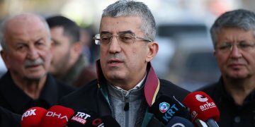İmamoğlu’nun avukatlarından HSK’ya başvuru