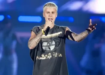Justin Bieber 200 milyon dolara müzik haklarını sattı