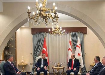 Bakan Özer’den, KKTC Cumhurbaşkanı Tatar ile görüşme