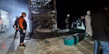 Mersin’de askeri personel taşıyan otobüs TIR’a arkadan çarptı