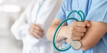 Sağlık çalışanlarından yüzde 30’luk zamma tepki