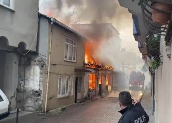 Şişli’de gecekondu yangını! Ekiplerin müdahalesi devam ediyor