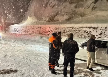 Van’ın 3 ilçesinde taşımalı eğitime kar nedeniyle ara verildi