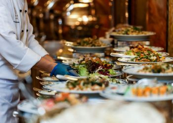 Konaklama ve yemek hizmeti alımı gerçekleşecek Konaklama ve yemek hizmeti alımı gerçekleşecek