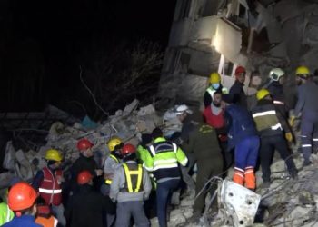 Deprem bölgesinden 116 saat sonra gelen mucize