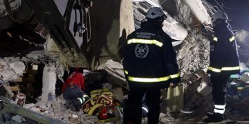 62 saatin ardından Kahramanmaraş’ta Berivan, enkazdan yaralı çıkarıldı