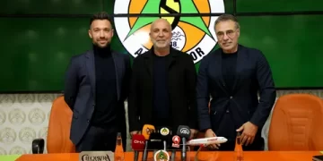 Alanyaspor Ersun Yanal’ı açıkladı
