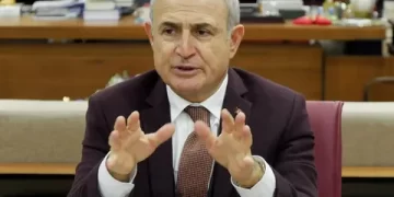 Büyükçekmece Belediye Başkanı: Eski yönetmeliğe göre yapılmış bütün binaları yıkıyoruz