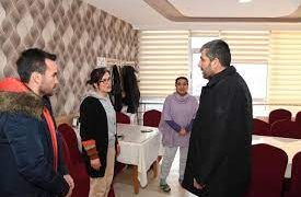 Muş Belediye Başkanı depremzedeleri ziyaret etti