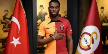 Galatasaray’ın yeni transferi Sam Adekugbe kimdir?