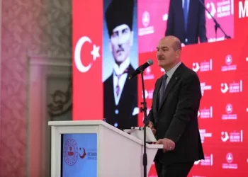Bakan Soylu: ''Ülkemizde hala 3 milyon 506 bin 784 Suriyeli kardeşimiz var'' Bakan Soylu: ”Ülkemizde hala 3 milyon 506 bin 784 Suriyeli kardeşimiz var”