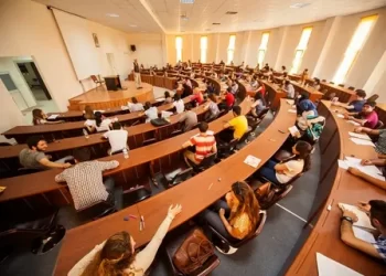 YÖK: Üniversitelerin bahar dönemi açılışı ertelendi