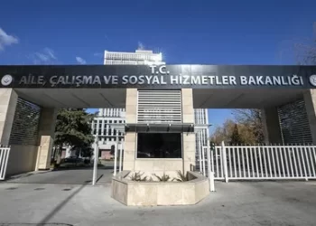 Bakanlıktan deprem bölgesindeki çocuklarla ilgili açıklama