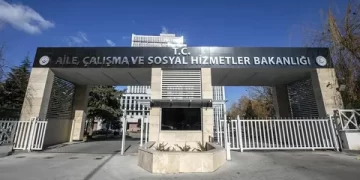 Bakanlıktan deprem bölgesindeki çocuklarla ilgili açıklama
