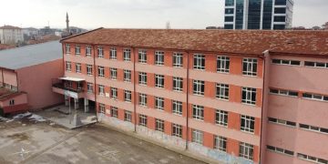 Aksaray’da deprem riski taşıyan 3 okula tahliye