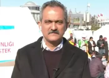 Bakan Özer: 1 Mart tarihini öteleyebiliriz