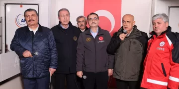 Deprem bölgesi Hatay’da Bakanlardan önemli açıklamalar