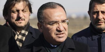 Deprem bölgesindeki yağma olaylarıyla alakalı Bakan Bozdağ’dan açıklama